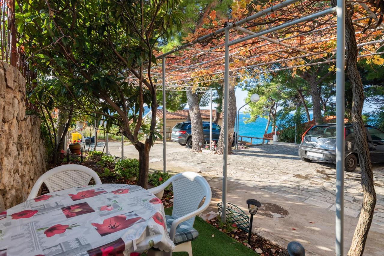 Urban Edge - Beach Apartments Omiš Extérieur photo