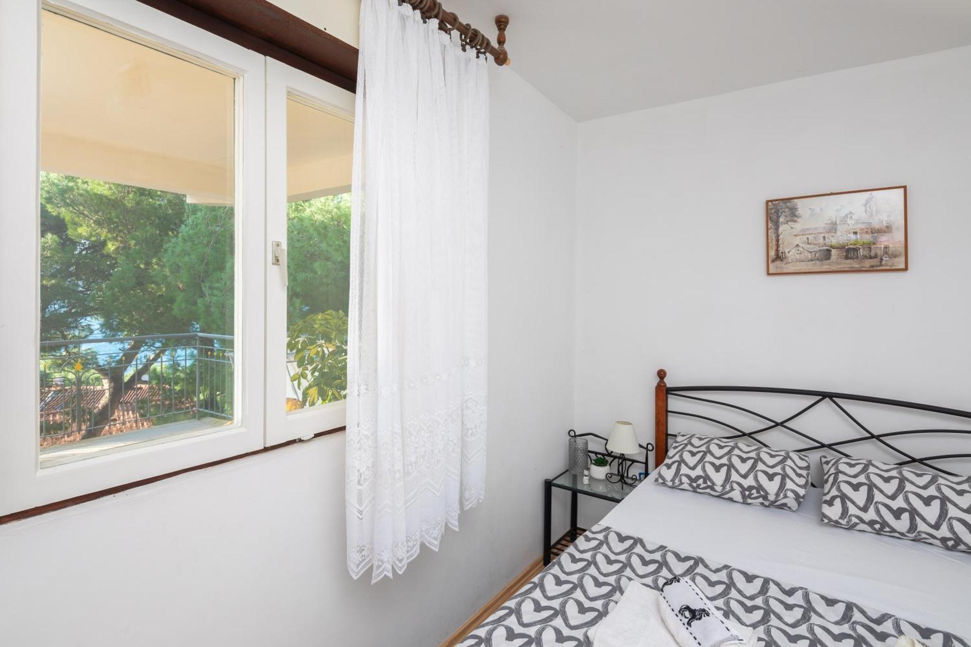 Urban Edge - Beach Apartments Omiš Extérieur photo