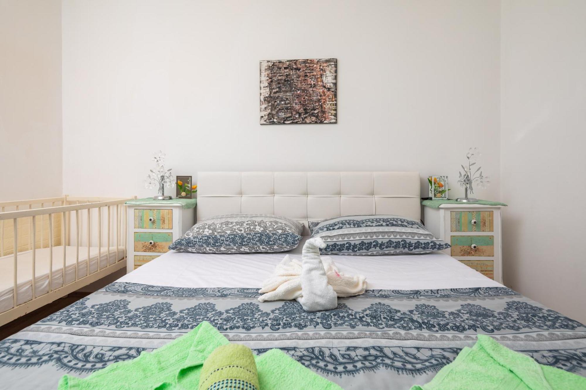 Urban Edge - Beach Apartments Omiš Extérieur photo